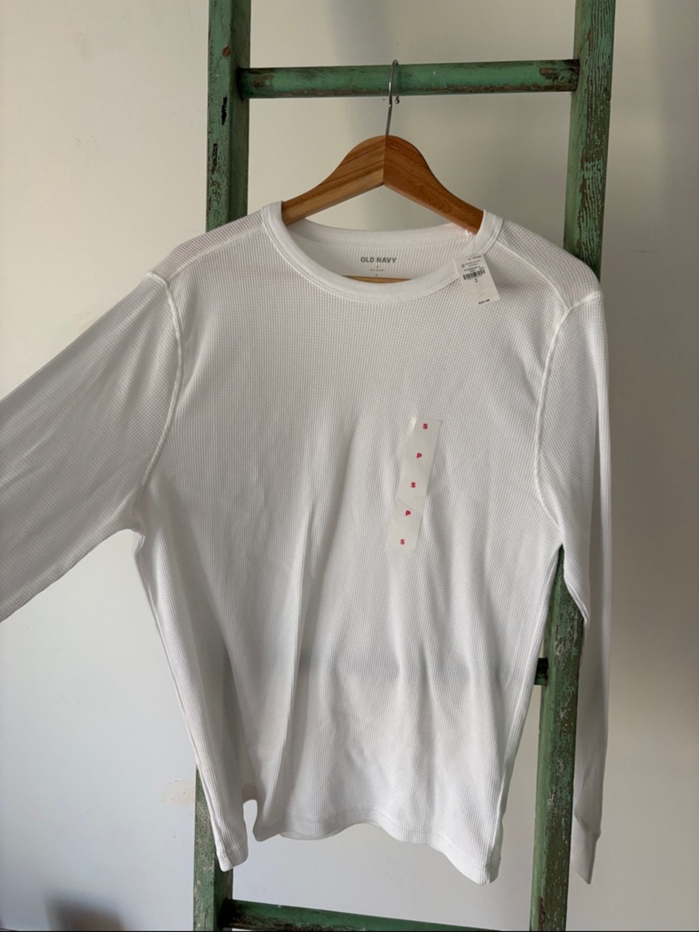 Old Navy White Waffle-Knit Long Sleeve Tee